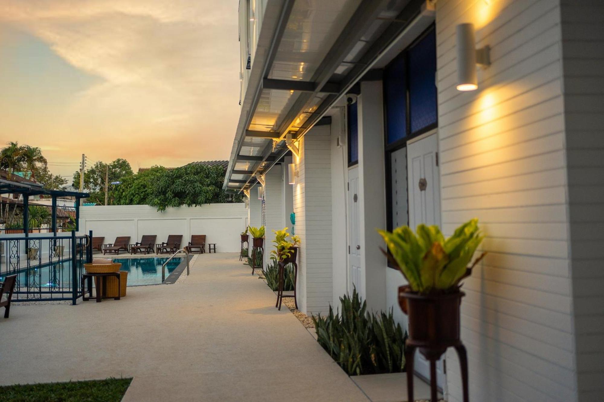 Singharaj Boutique Hotel チエンマイ エクステリア 写真