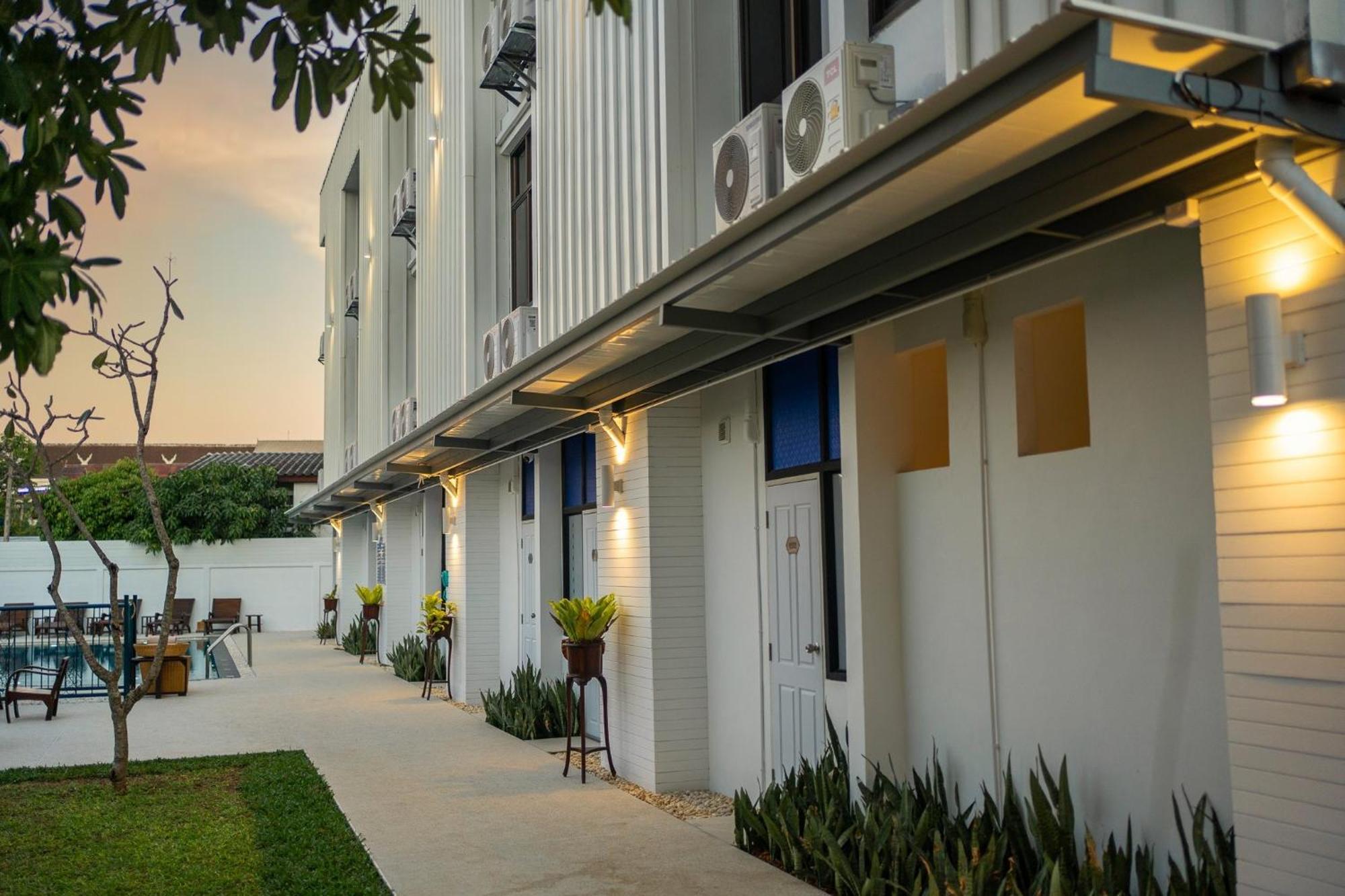 Singharaj Boutique Hotel チエンマイ エクステリア 写真