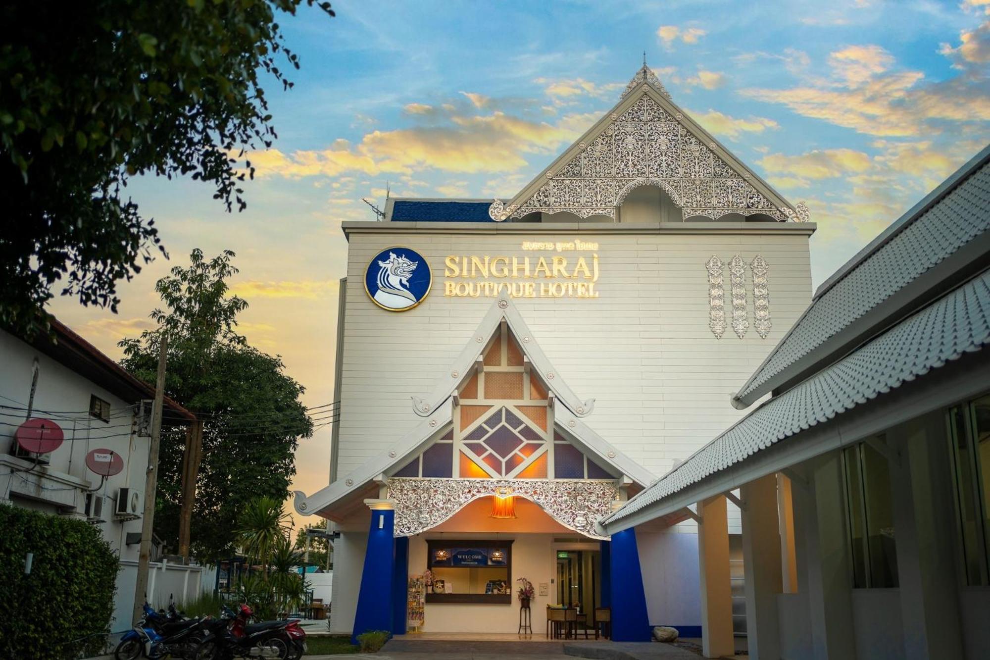 Singharaj Boutique Hotel チエンマイ エクステリア 写真