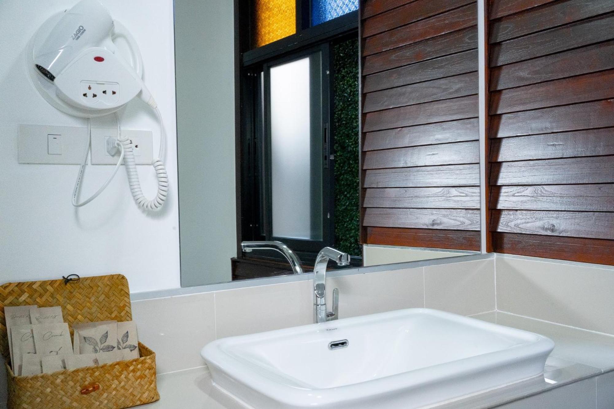 Singharaj Boutique Hotel チエンマイ エクステリア 写真
