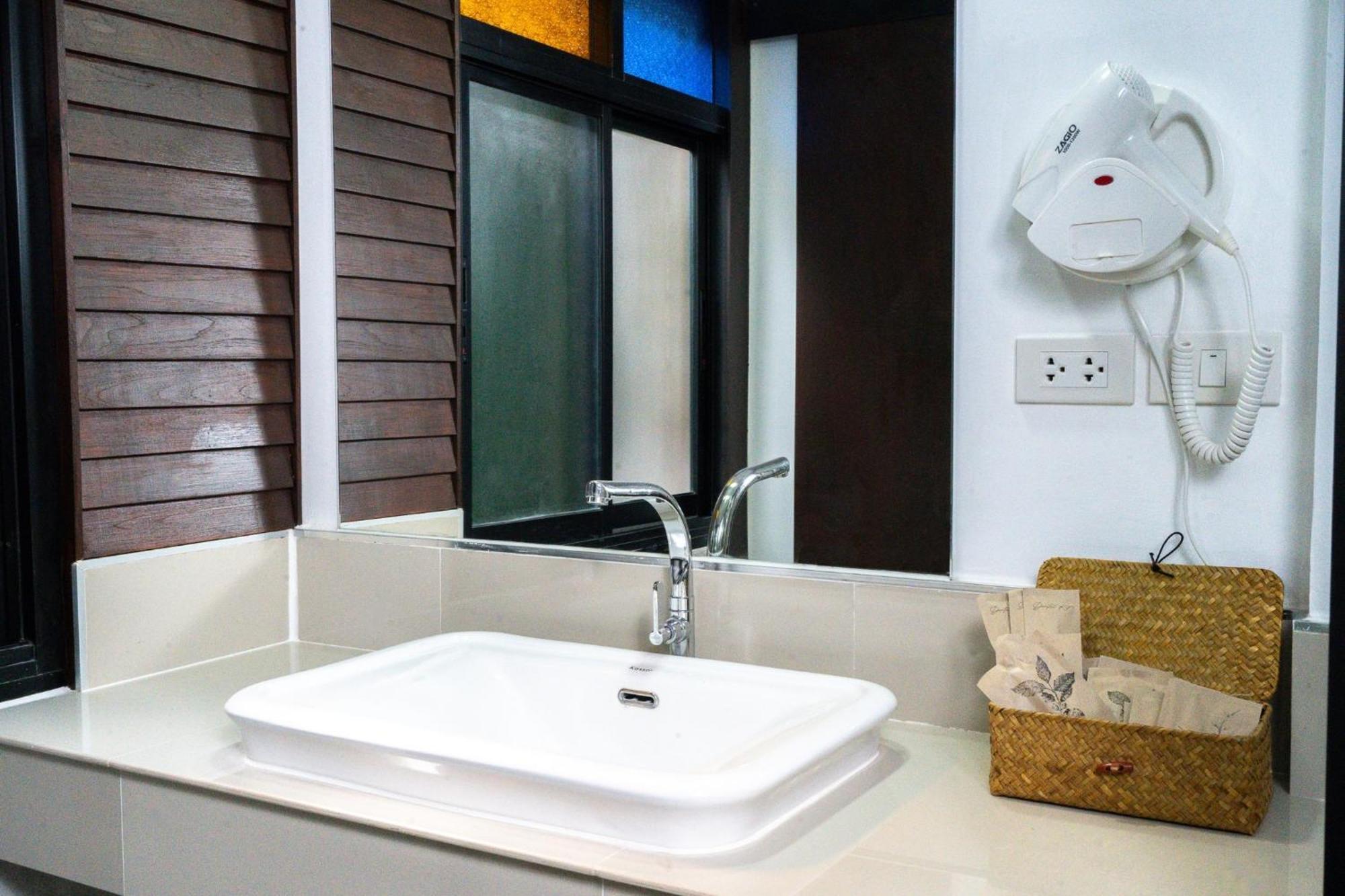 Singharaj Boutique Hotel チエンマイ エクステリア 写真