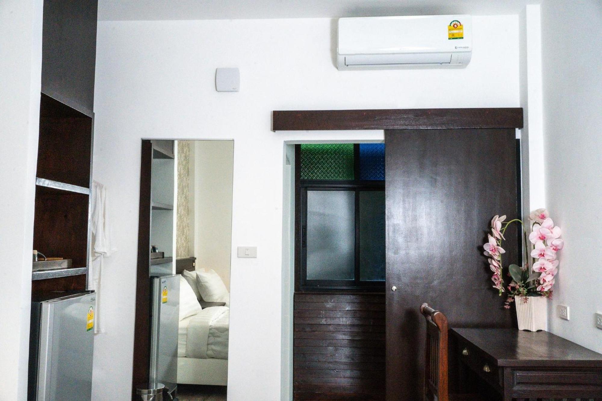 Singharaj Boutique Hotel チエンマイ エクステリア 写真